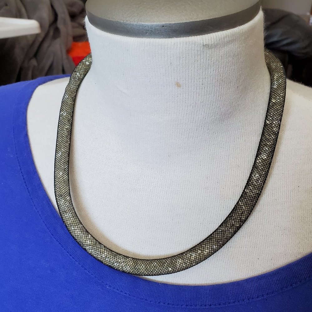 14" Mesh Rhinestone Filled Collar Style Necklace Women Casual Fashion Design